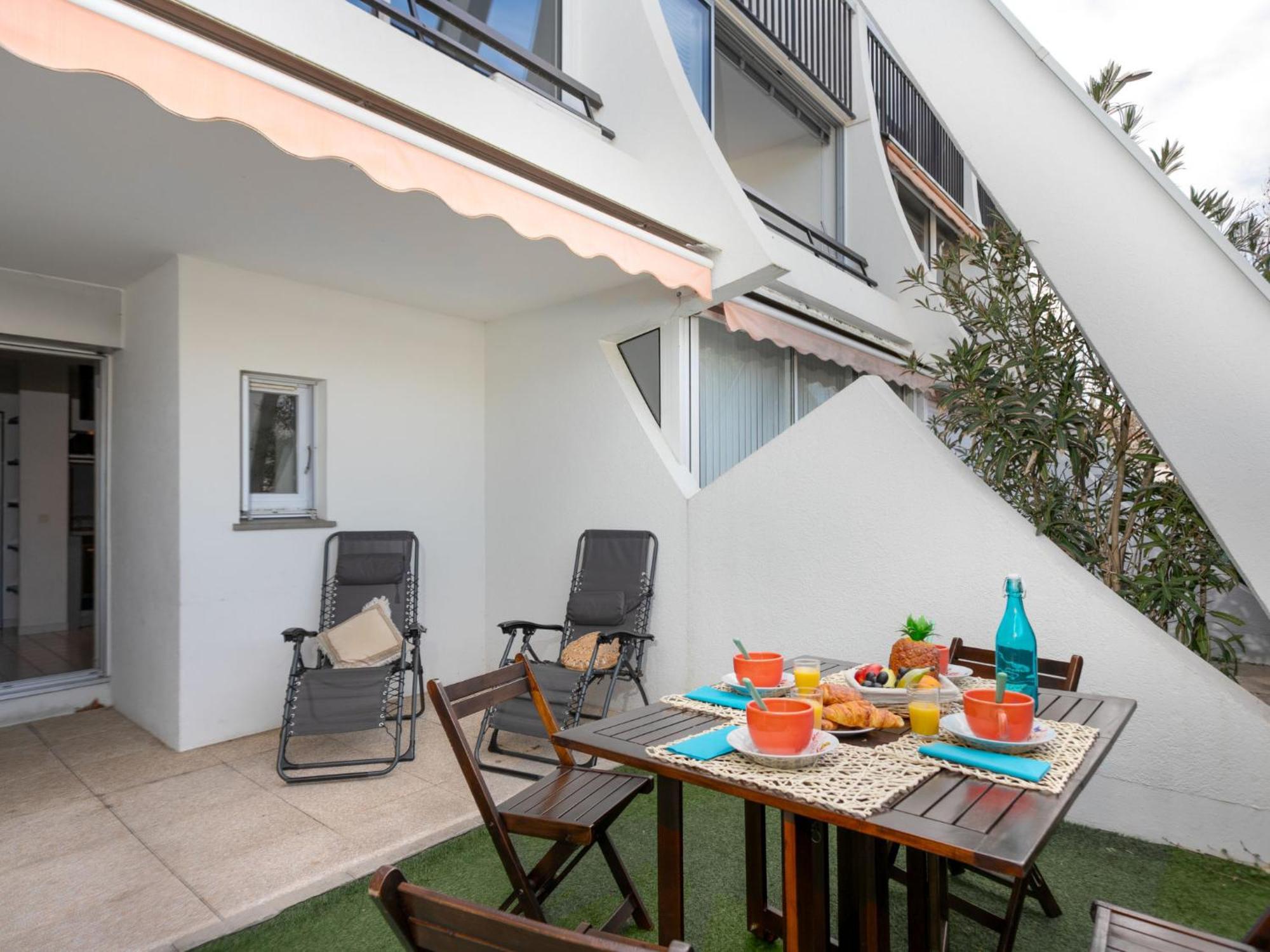Apartment Les Flamants Roses-1 By Interhome ลา กร็องเดอ-ม็อต ภายนอก รูปภาพ